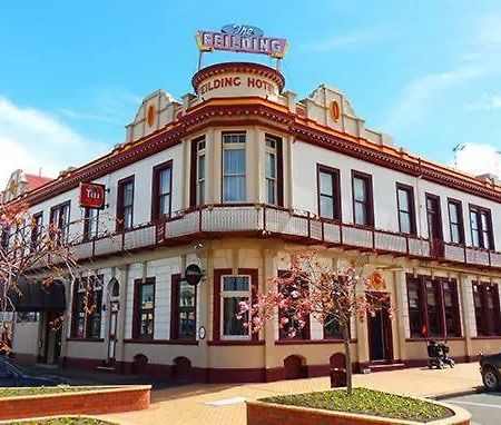 Feilding Hotel Exterior foto